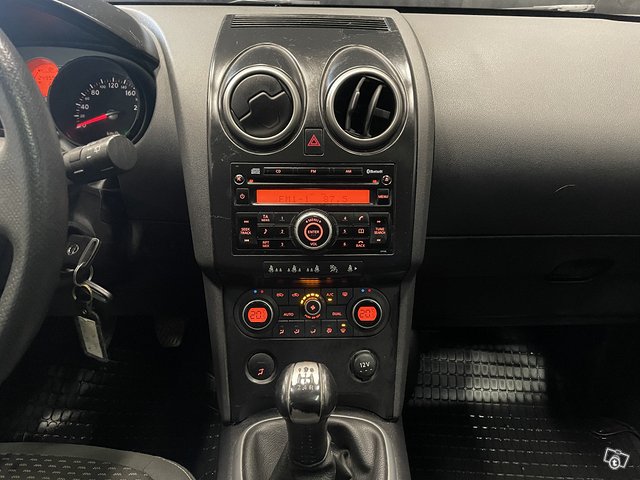 Nissan Qashqai 12