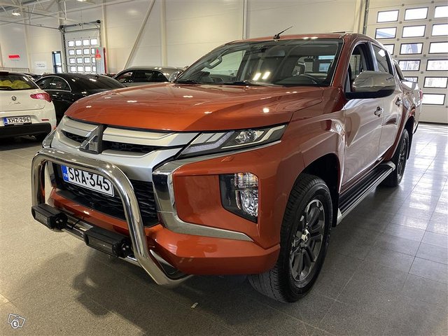 MITSUBISHI L200 5