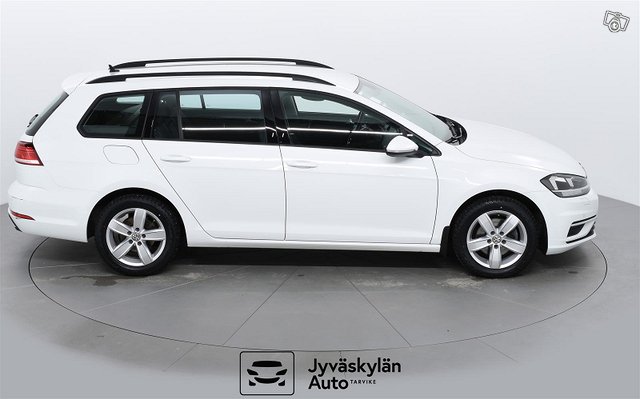 VOLKSWAGEN Golf 6