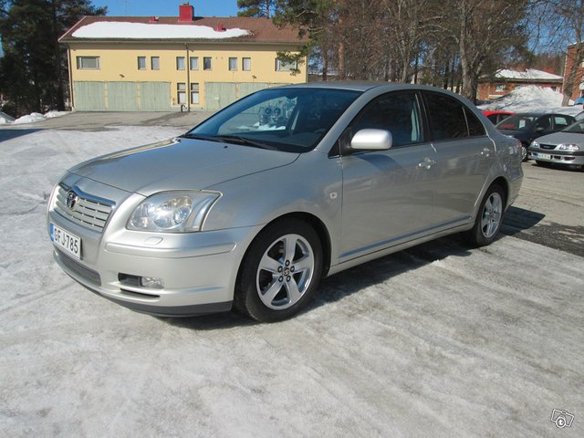 Toyota Avensis, kuva 1