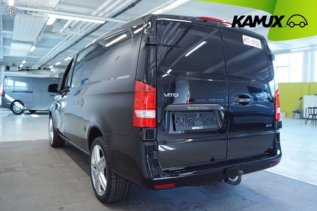 Mercedes-Benz Vito 5