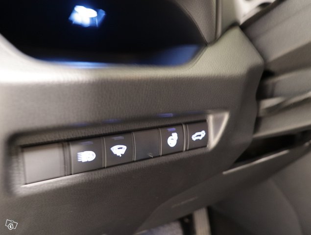 Toyota RAV4 16