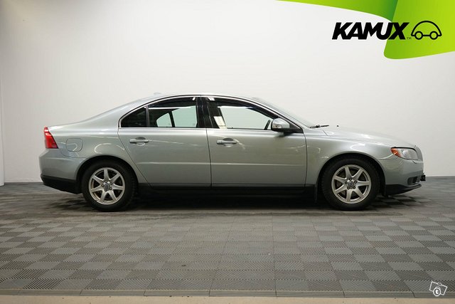 Volvo S80 2