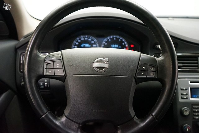 Volvo S80 16