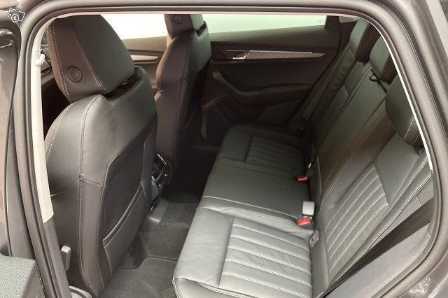 Skoda Karoq 10
