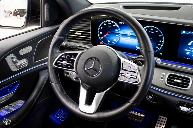 Mercedes-Benz GLE 18