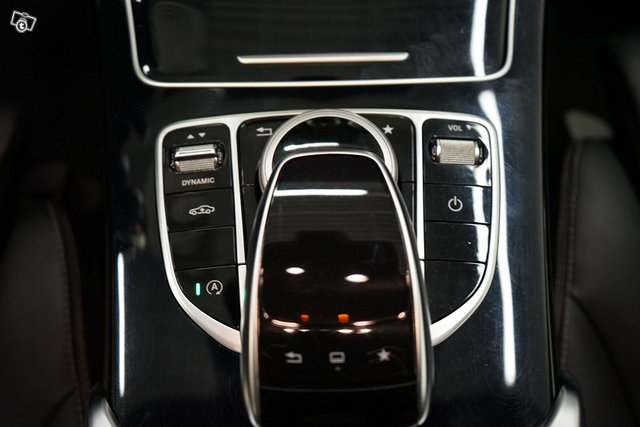 Mercedes-Benz C 17