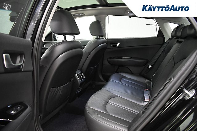KIA Optima 8