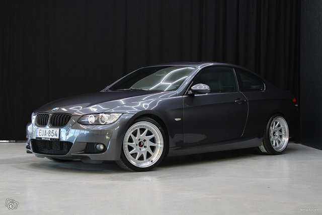 BMW 335 1