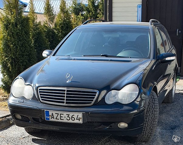 Mercedes-Benz C-sarja 1