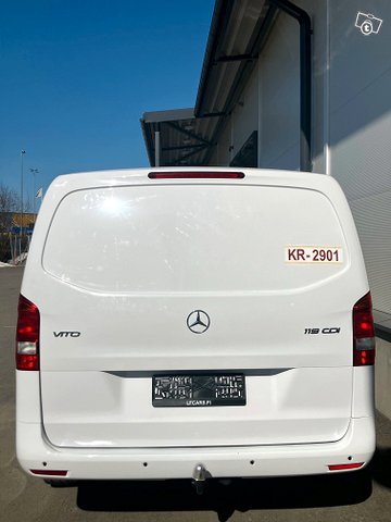 Mercedes-Benz Vito 9