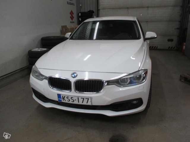 BMW 320