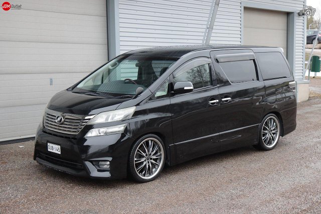 Toyota Vellfire, kuva 1