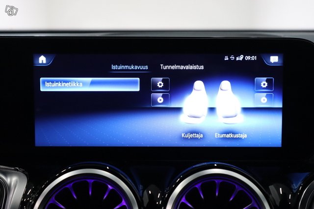 Mercedes-Benz EQB 25