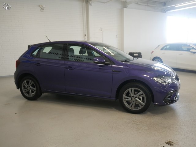 VOLKSWAGEN POLO 7