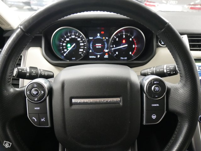LAND ROVER RANGE ROVER SPORT 22