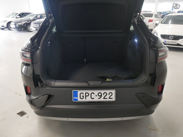 VOLKSWAGEN ID.5 5