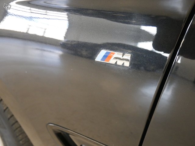 BMW 330 Gran Turismo 14