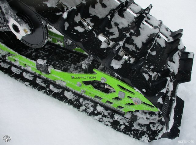Arctic Cat ZR 8