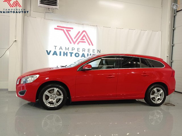 Volvo V60 3