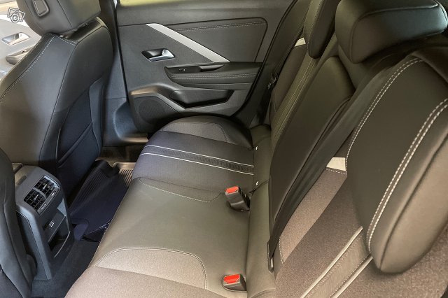 OPEL ASTRA 9
