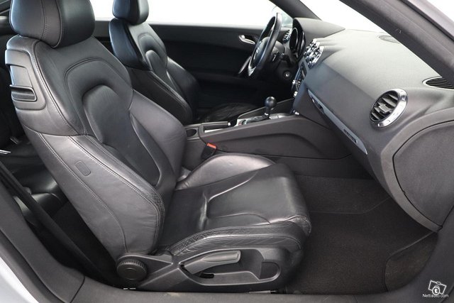 Audi TT 8