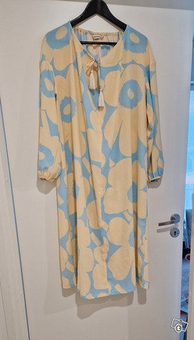 Marimekko Korkeaan Pieni Unikko 2 mekko hinta s...