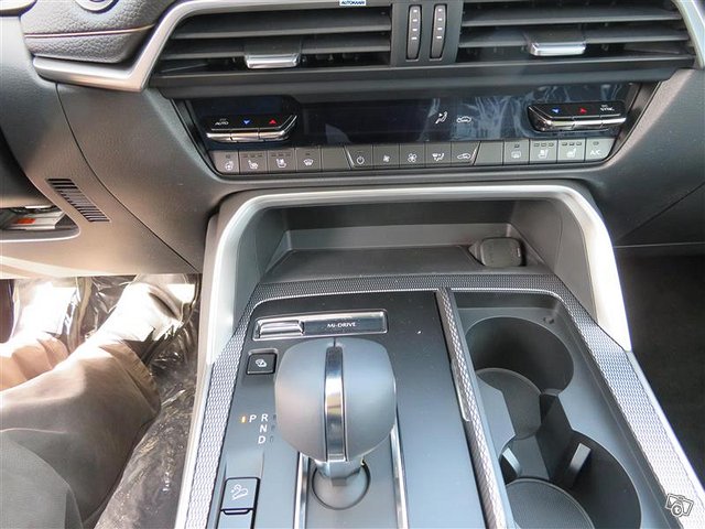 Mazda CX-60 7
