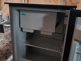 Matkailuauton jääkaappi, Matkailuautojen tarvikkeet, Matkailuautojen tarvikkeet, Tammela, Tori.fi Matkailuauton jääkaappi, Matkailuautojen tarvikkeet, Matkailuautojen tarvikkeet, Tammela, Tori.fi