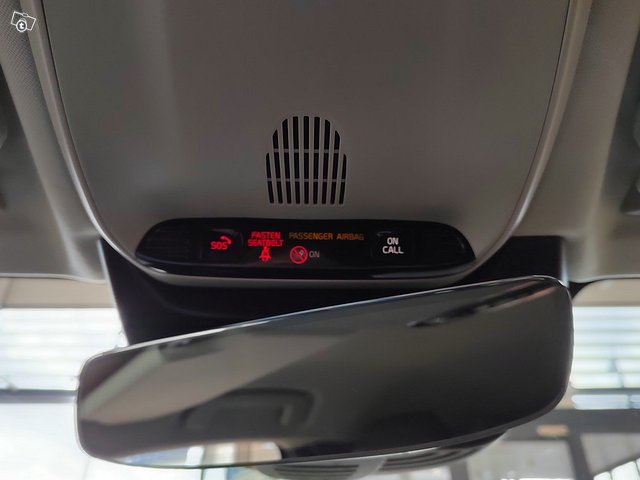 VOLVO V90 15