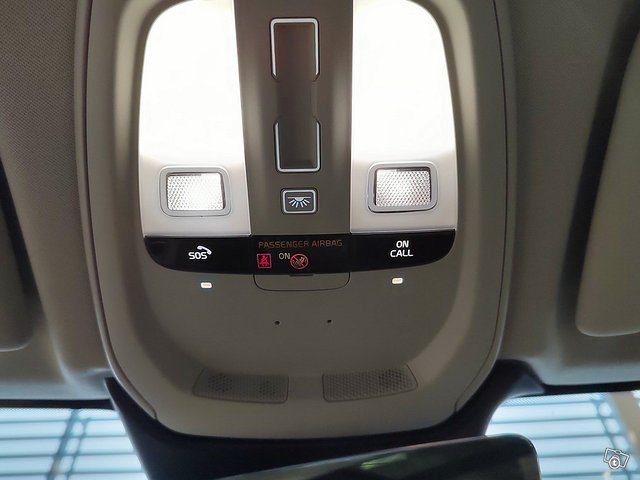 VOLVO XC60 16