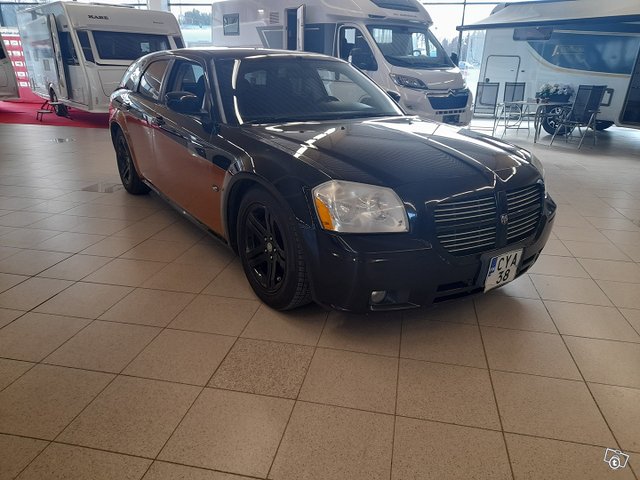 Dodge Magnum