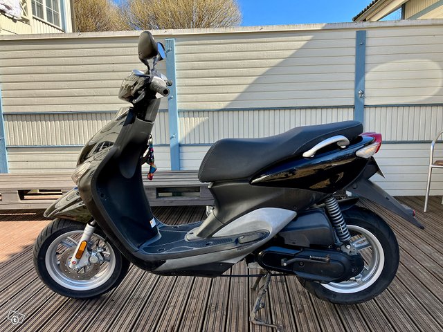 Yamaha Neos 4, kuva 1