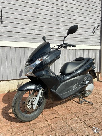 Honda PCX 125 cc, kuva 1