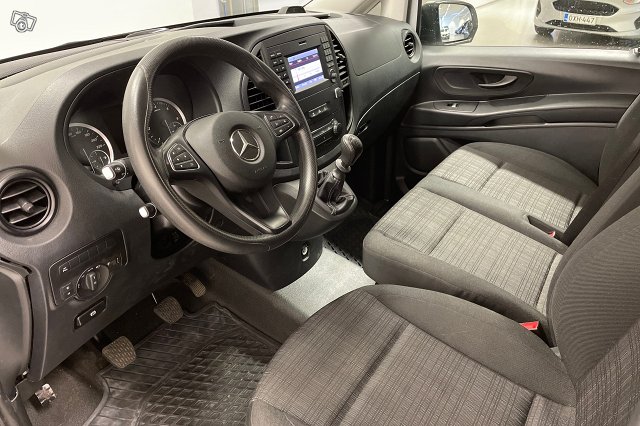 MERCEDES-BENZ Vito 11