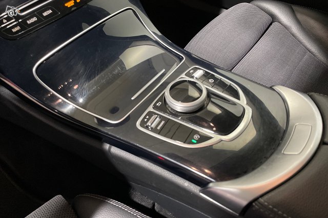 MERCEDES-BENZ C 15
