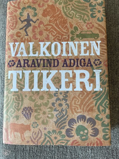 Aravind Adigan Valkoinen Tiikeri, ...