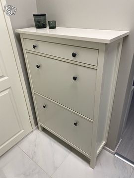 Ikea hemnes kenkä lipasto, Hyll...