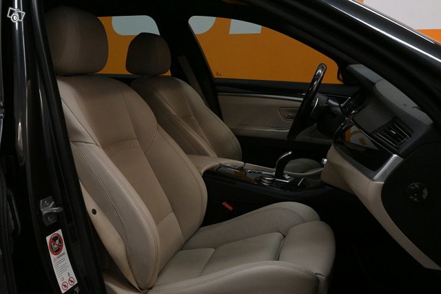 BMW 530 12