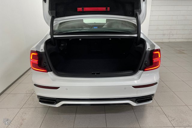 Volvo S60 11