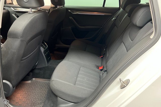 Skoda Octavia 11