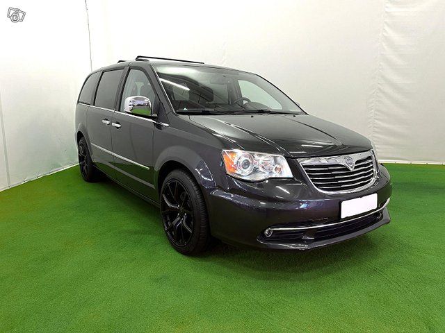 Lancia Voyager