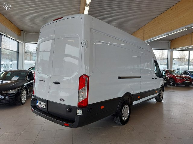 Ford Transit 7