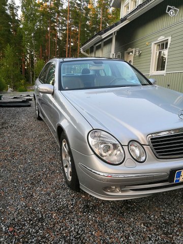Mercedes-Benz E-sarja 3