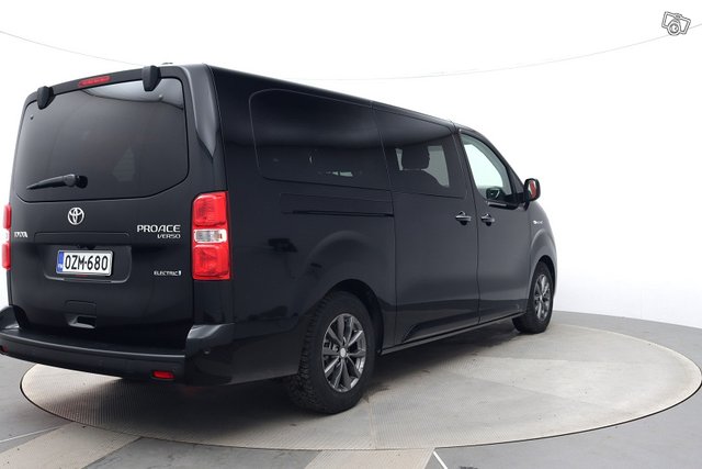 Toyota Proace Verso EV 5