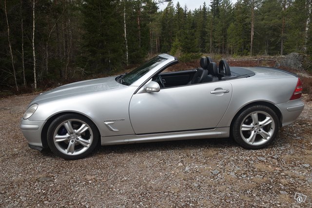 Mercedes-Benz SLK 4