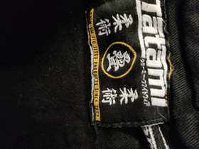Tatami jiu jitsu puku, Kamppailulajit, Urheilu ja ulkoilu, Ulvila, Tori.fi Tatami jiu jitsu puku, Kamppailulajit, Urheilu ja ulkoilu, Ulvila, Tori.fi