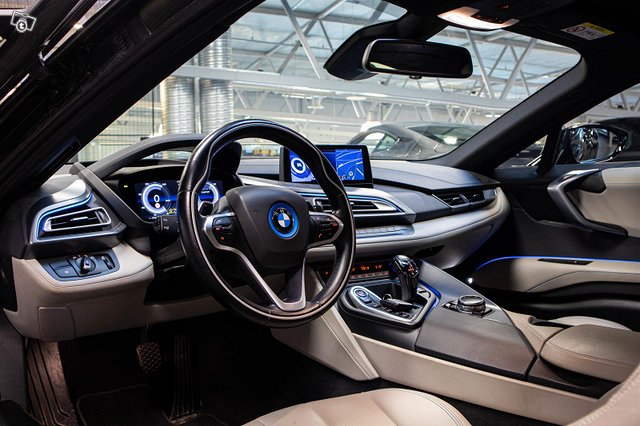 BMW I8 15