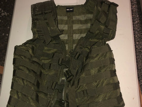 Metsästysliivi/ airsoft, Metsästystarvikkeet, Metsästys ja kalastus, Kaarina, Tori.fi Metsästysliivi/ airsoft, Metsästystarvikkeet, Metsästys ja kalastus, Kaarina, Tori.fi