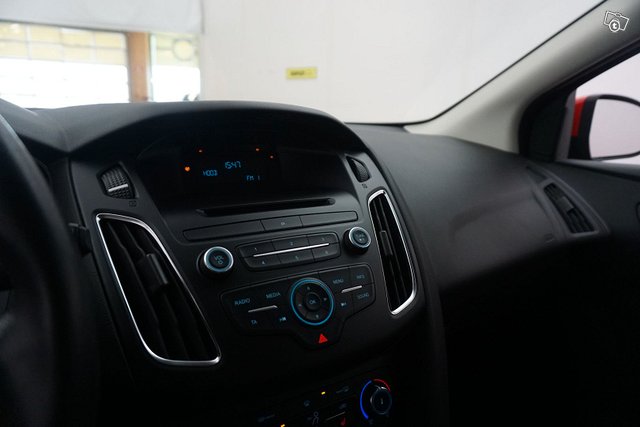 Ford Focus 19